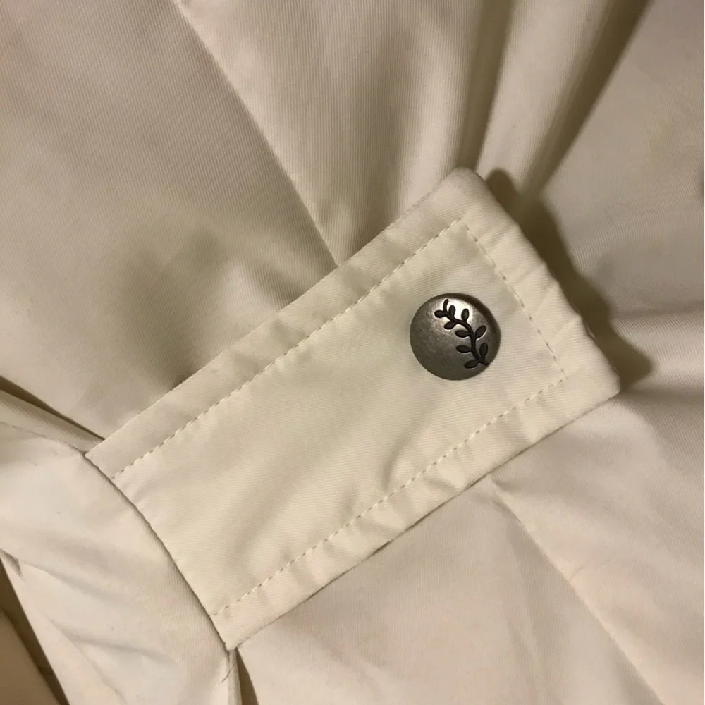 Women’s Columbia Down Jacket with Detachable Hood - Picture 7 of 16